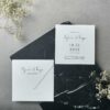 invitatii nunta simple si elegante albe cu chenar embosat 22502.