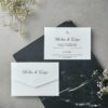 invitatii nunta simple embosate elegante albe cu plic inclus 22524.